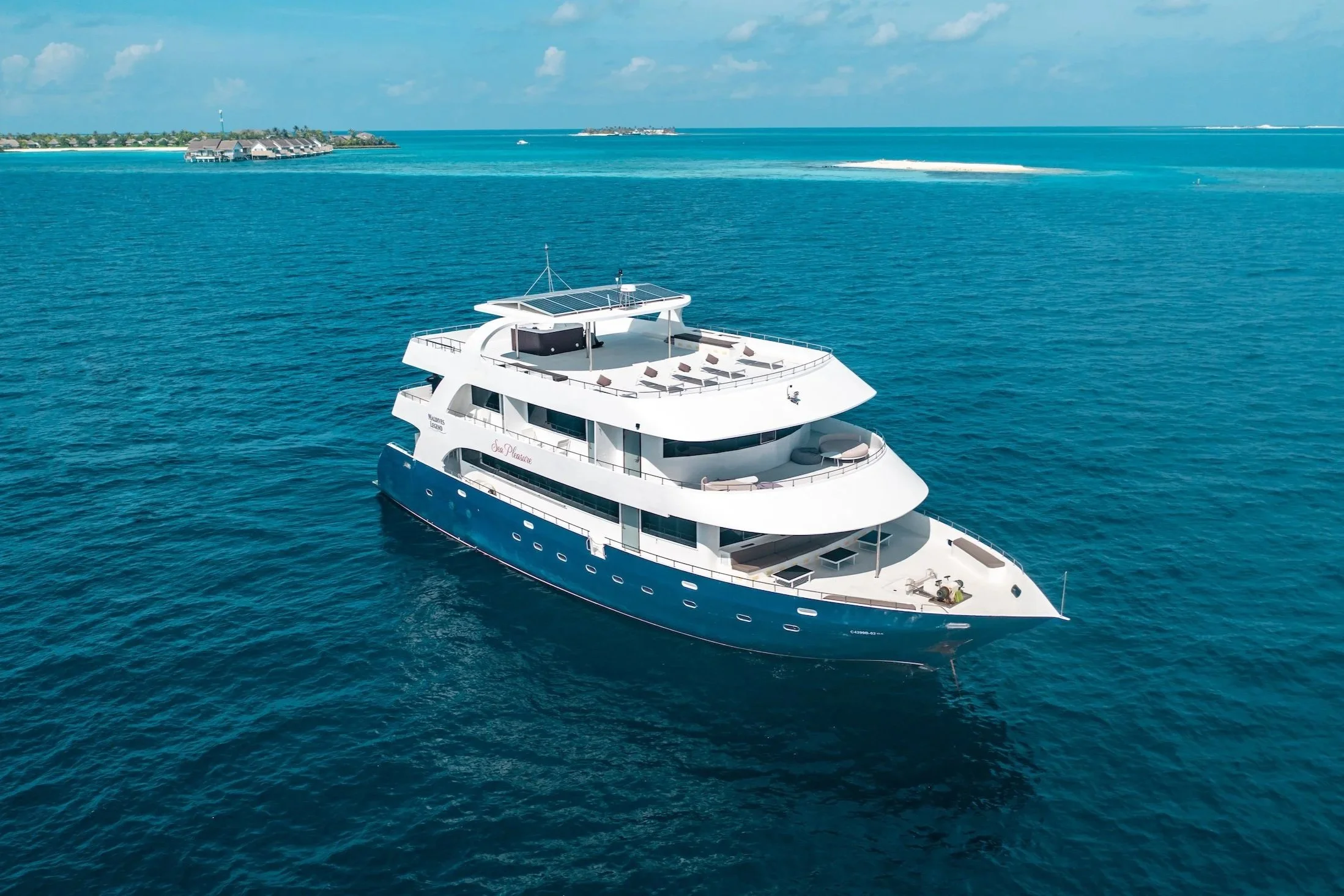 DEEP SOUTH MALDIVES – LIVEABOARD EXPERIENCE