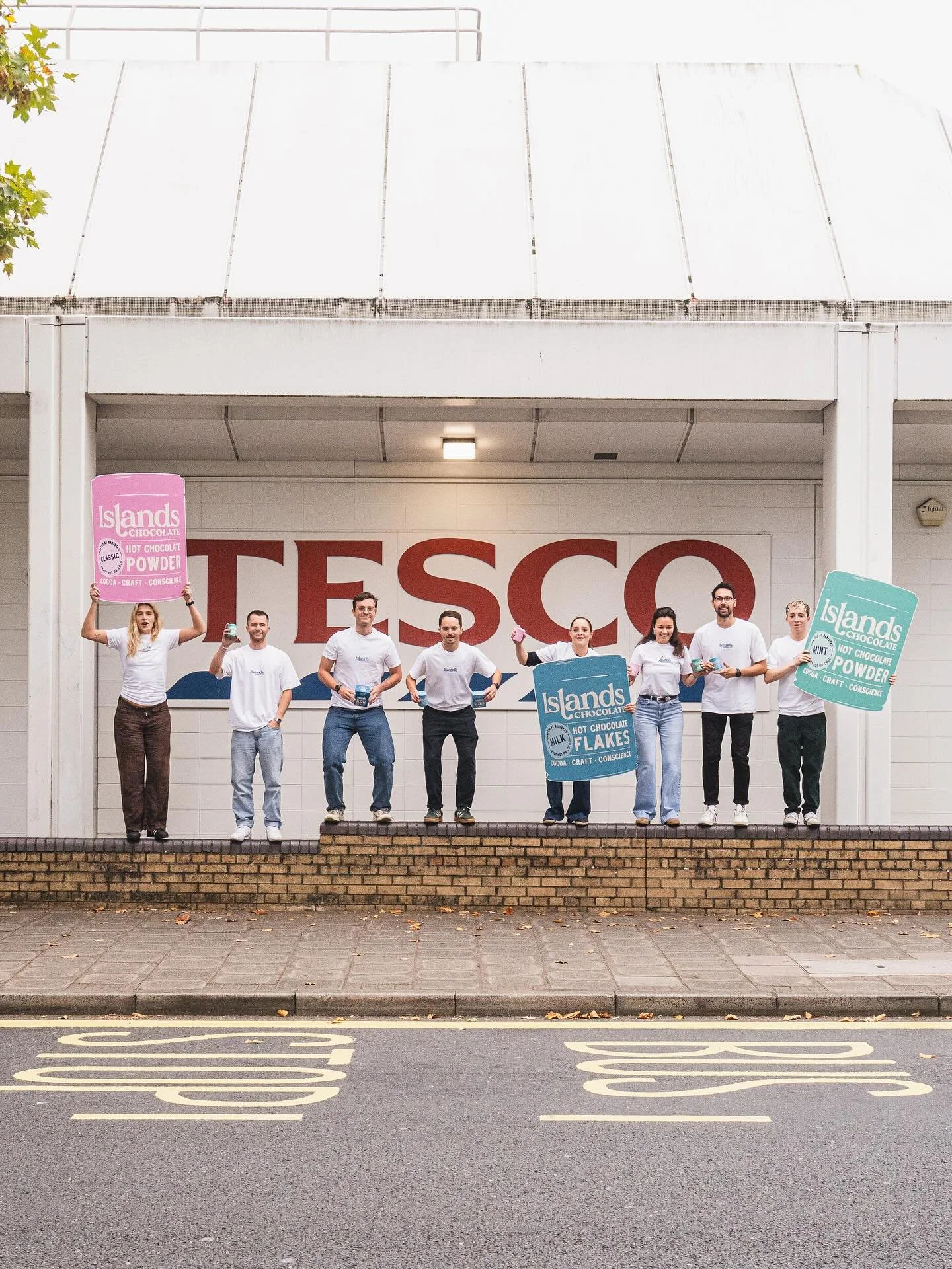 WE’RE IN TESCO. Yes, you read that right!
We’re SO excited to finally reveal all on our BRAND NEW Islands Chocolate range, which hits the shelves in selected Tesco stores TODAY!
The range includes 3 new core products, including our firs