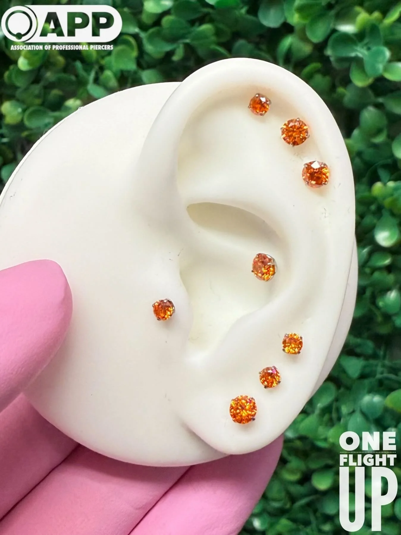 Orange was supposed to be a one-time Swiftie nod. But you all loved it too much&hellip; so we&rsquo;re making it permanent. Two sizes added to our prong collection🧡