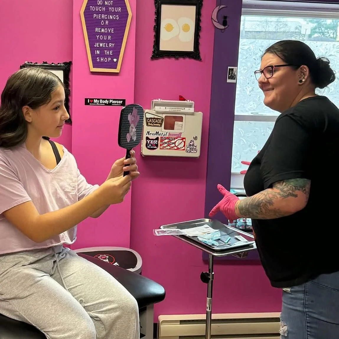 ✨ Walk-ins available today Tuesday March 24th 12-5 Ages 12+

After a whirlwind weekend, I&rsquo;m back ✈️ I blocked my schedule in case TSA went off the rails&hellip; so I&rsquo;ve got a few openings today🩷