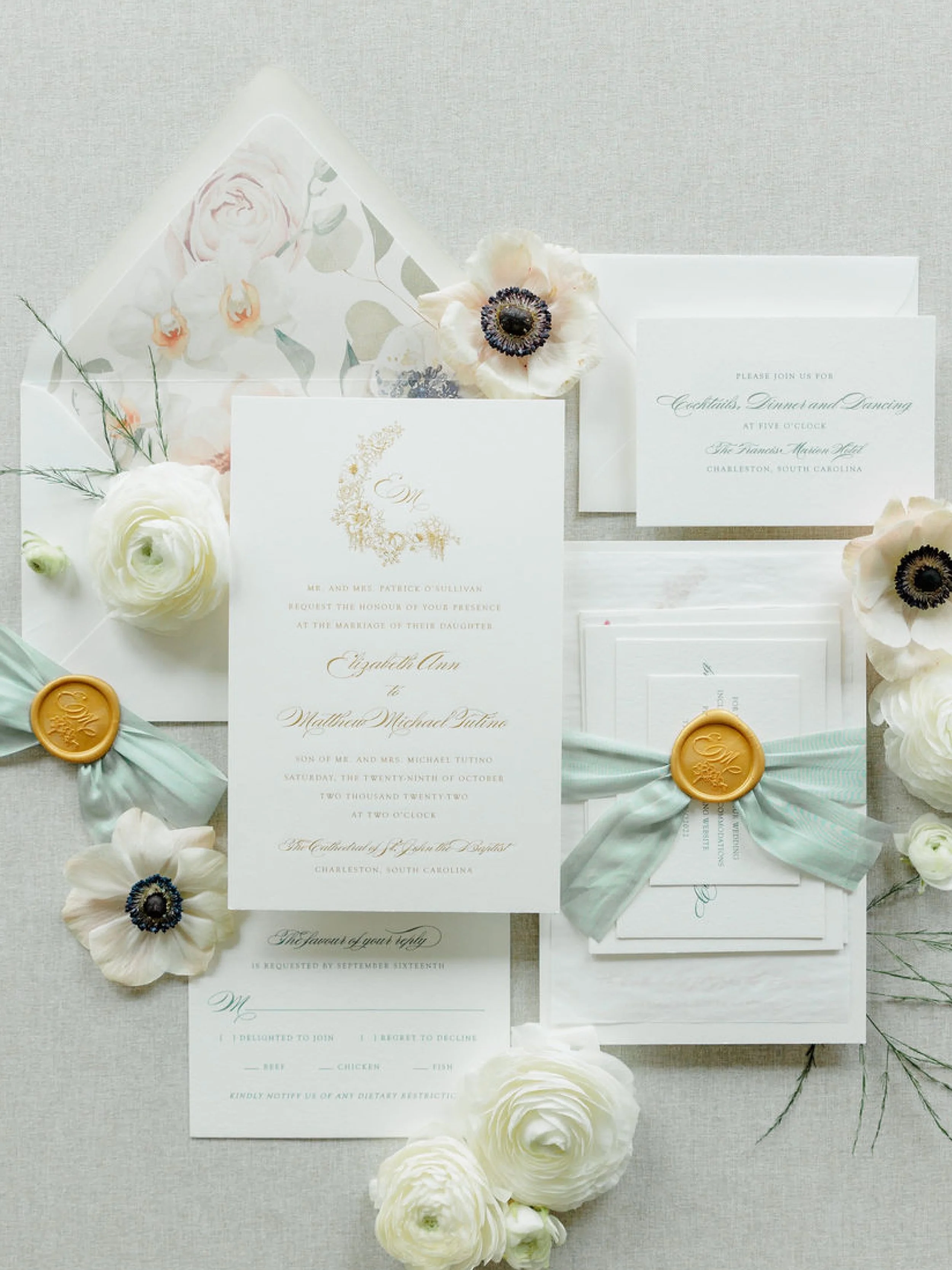 A little love letter to invitation flat lays and to the photographers who photograph them with care. 🤍

I asked a few photographer friends for their best tips on shooting wedding stationery, and their responses were thoughtful, honest, practical, an
