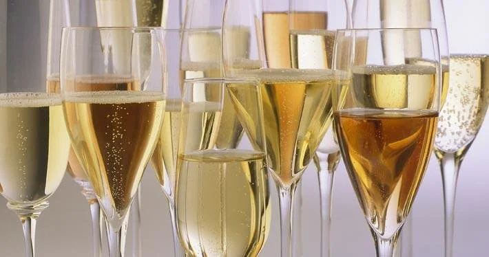 Raising a Glass to Debate: Lowering the Drinking Age? 