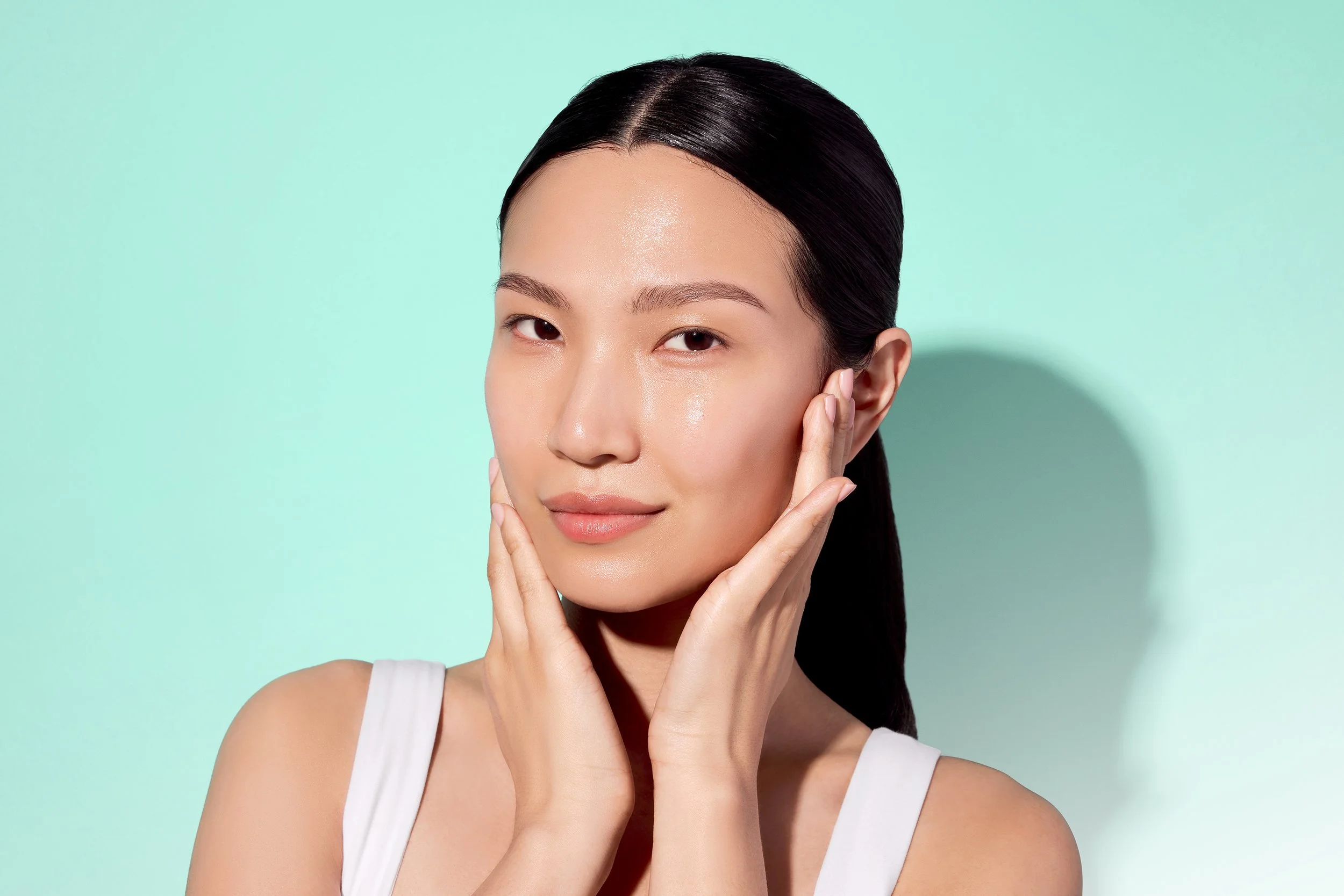 MICROCRYSTAL SERUM_MODEL_13_079_05-20-2025.jpg