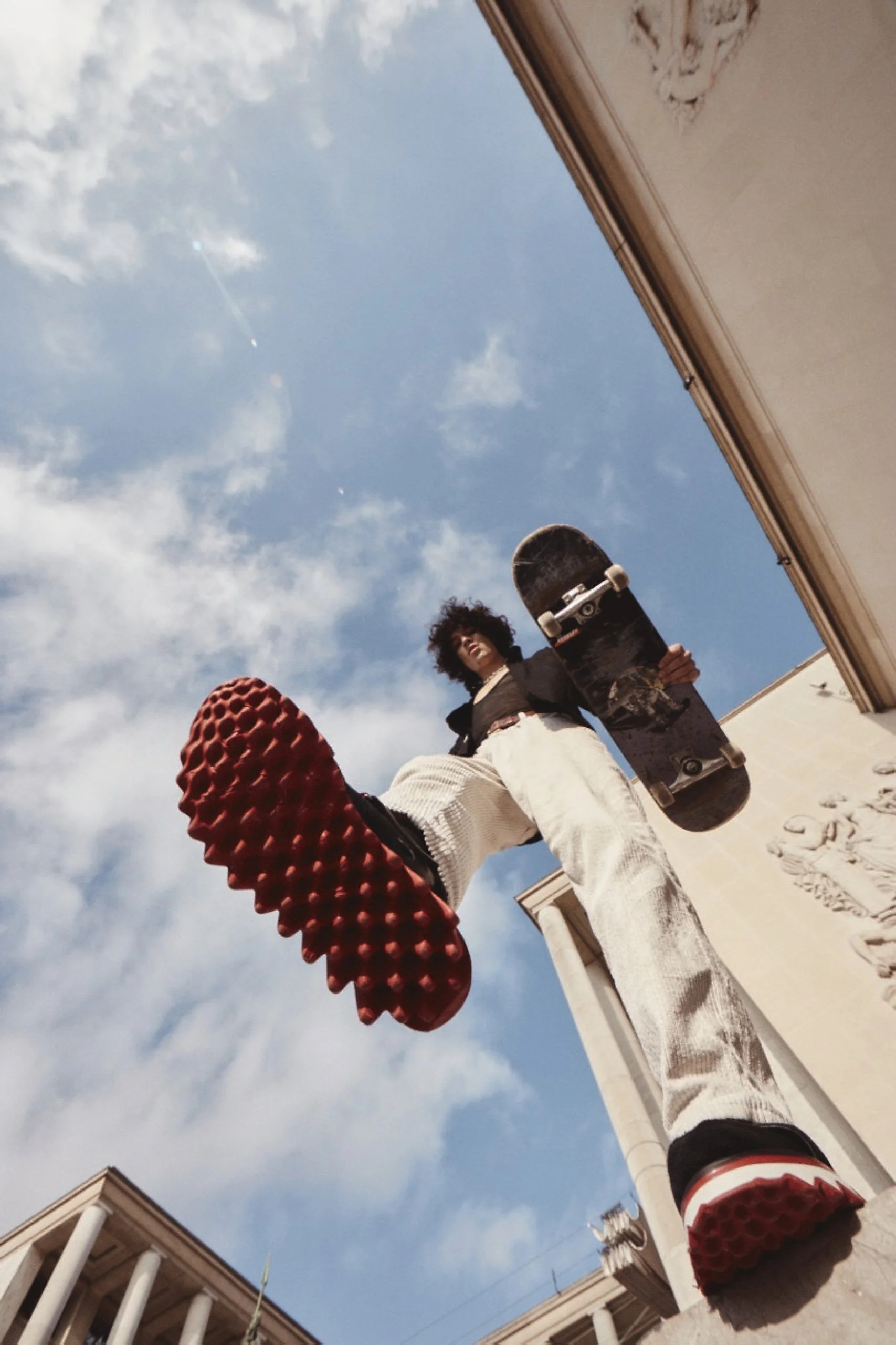 Talent: Julien Vallon Client: CAP74024, special Louboutin
Year: 2019