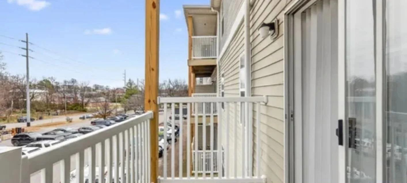 Caregiver Housing opportunity: Argyle Avenue Apartments