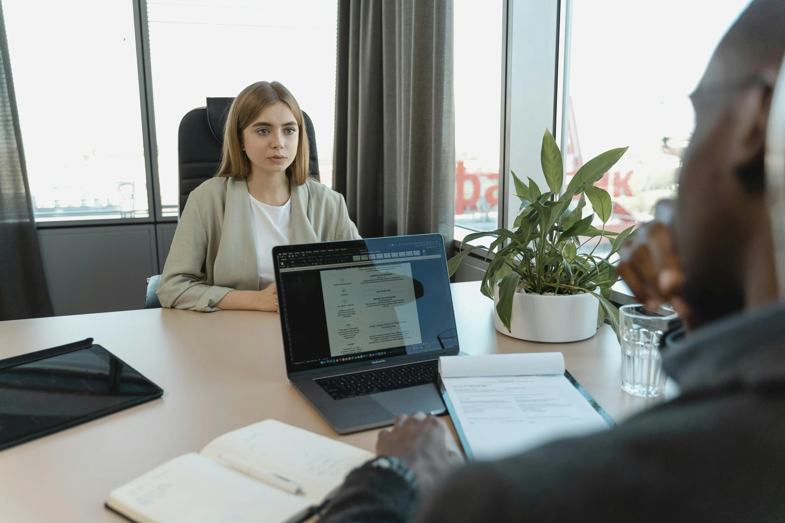 How to Successfully Navigate a Mid-Career Pivot and Position Yourself for Success