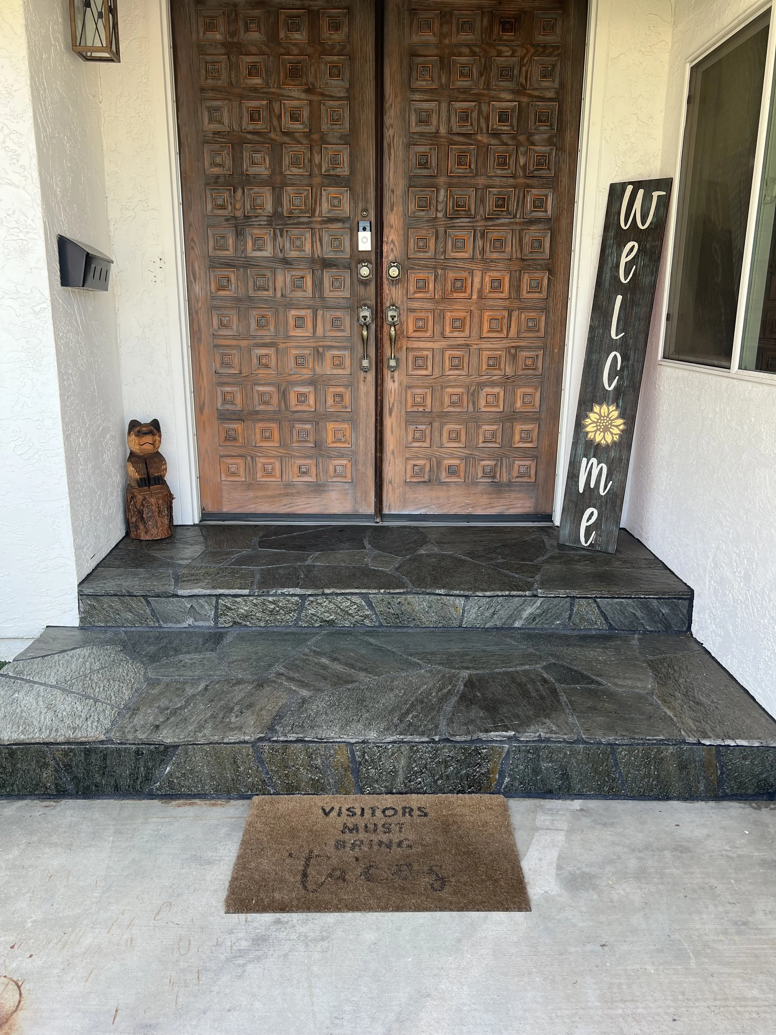 flagstone entry way, front yard