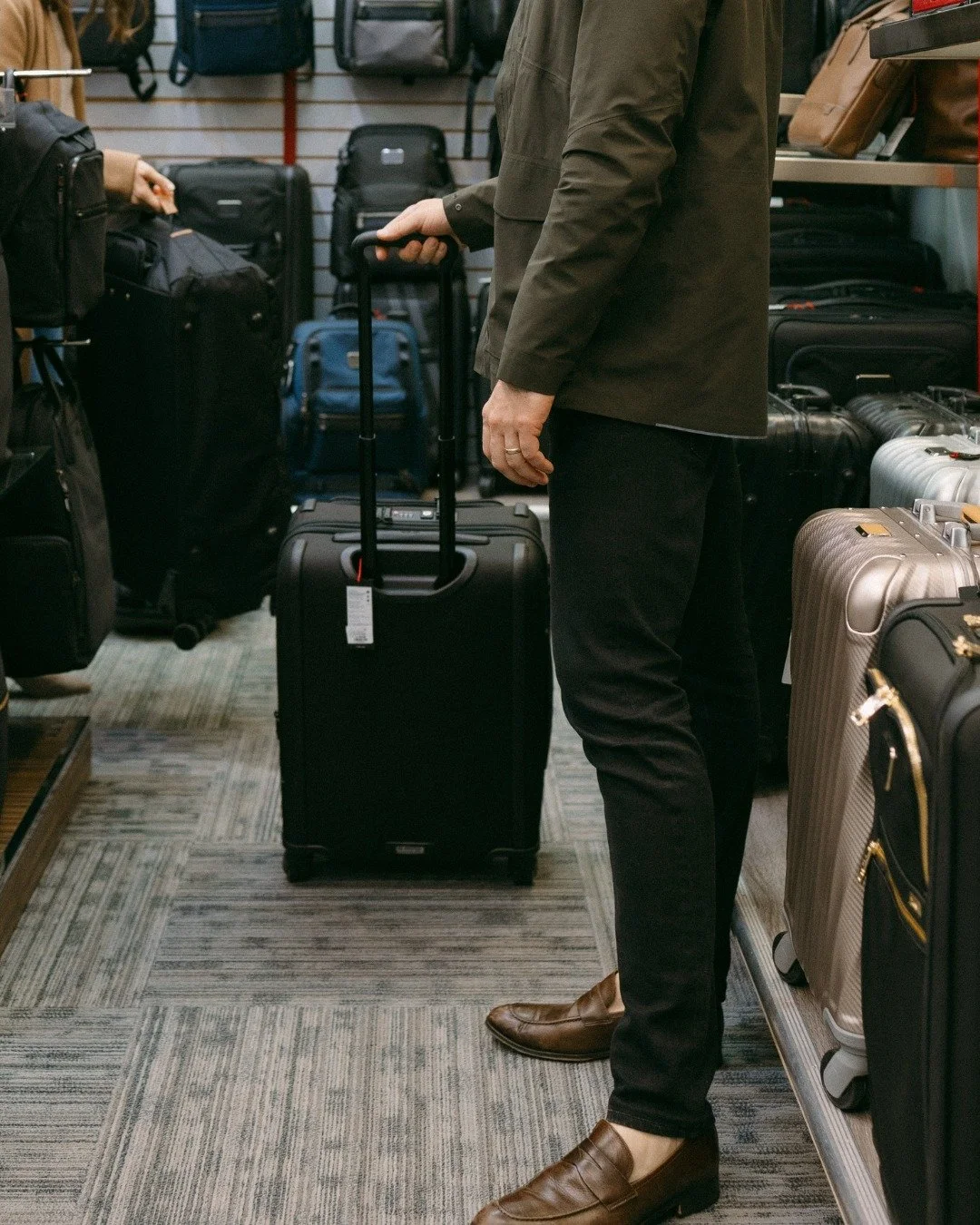 January trips call for bags that go the distance. Find your travel essentials at @bagandbaggagekc 

#ShopLocalOP #ShopLocalKC #VisitOP