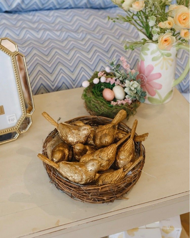 Stop by and bring a little spring home with you!

@annabelleslinens