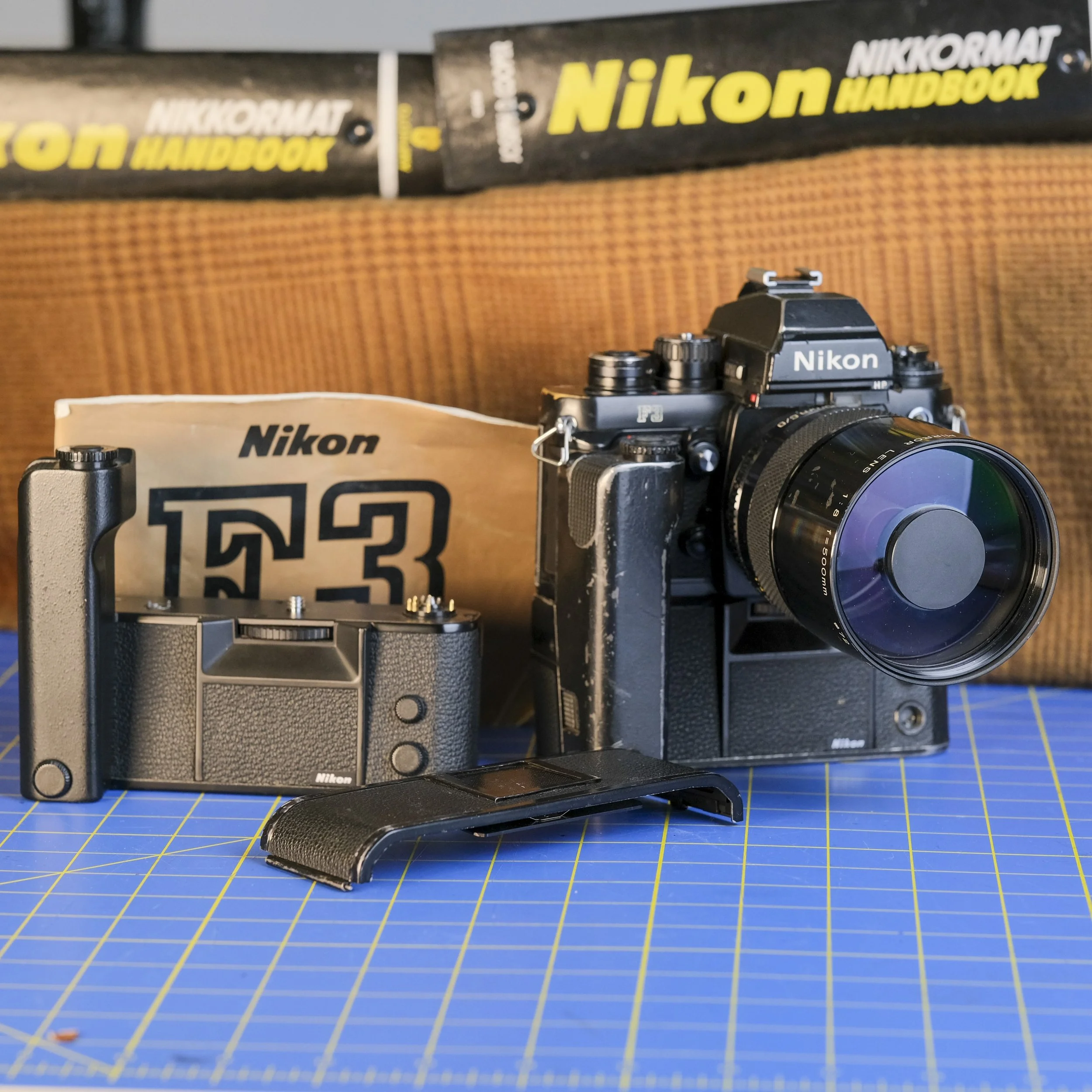 Nikon ニコン フィルム一眼レフカメラ F3 ボディ + レンズ NIKKOR 50mm F1.8 ∩ 58533-1 ☆美品☆ Nikon ニコン F3 アイレベル ボディ ブラック フィルム一眼