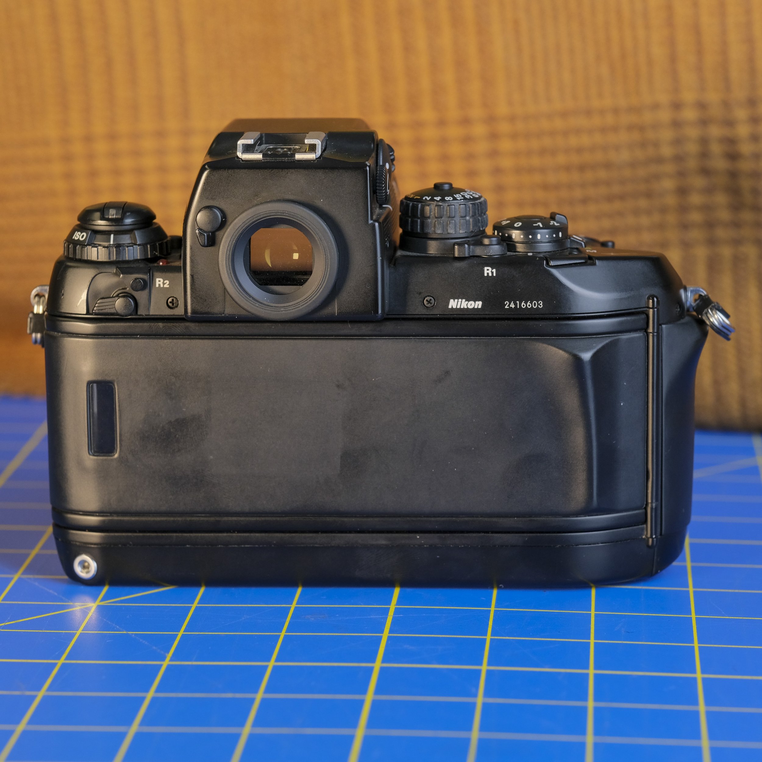 Nikon F4 $300-7.jpg