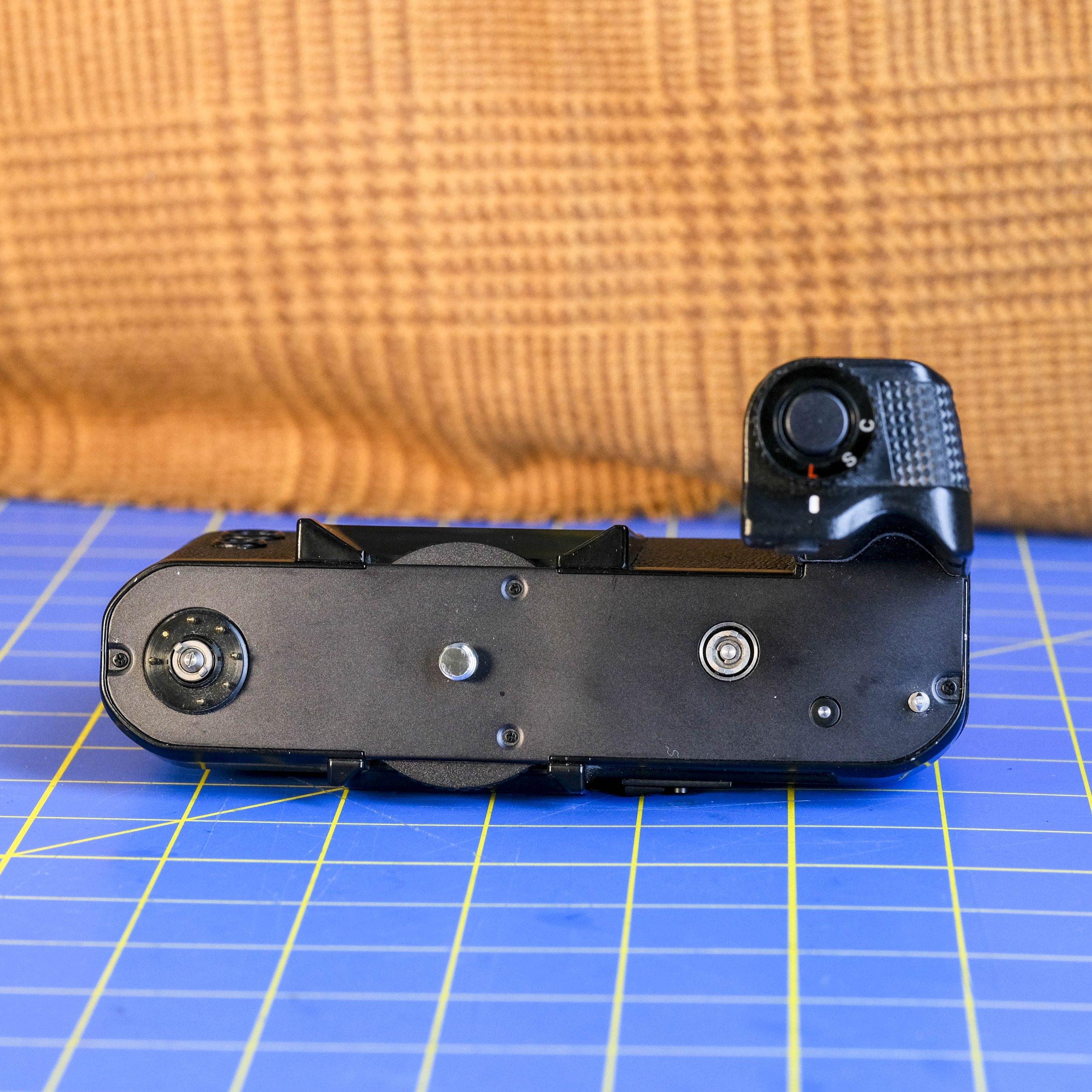 Nikon f3 auto winder $40-7.jpg
