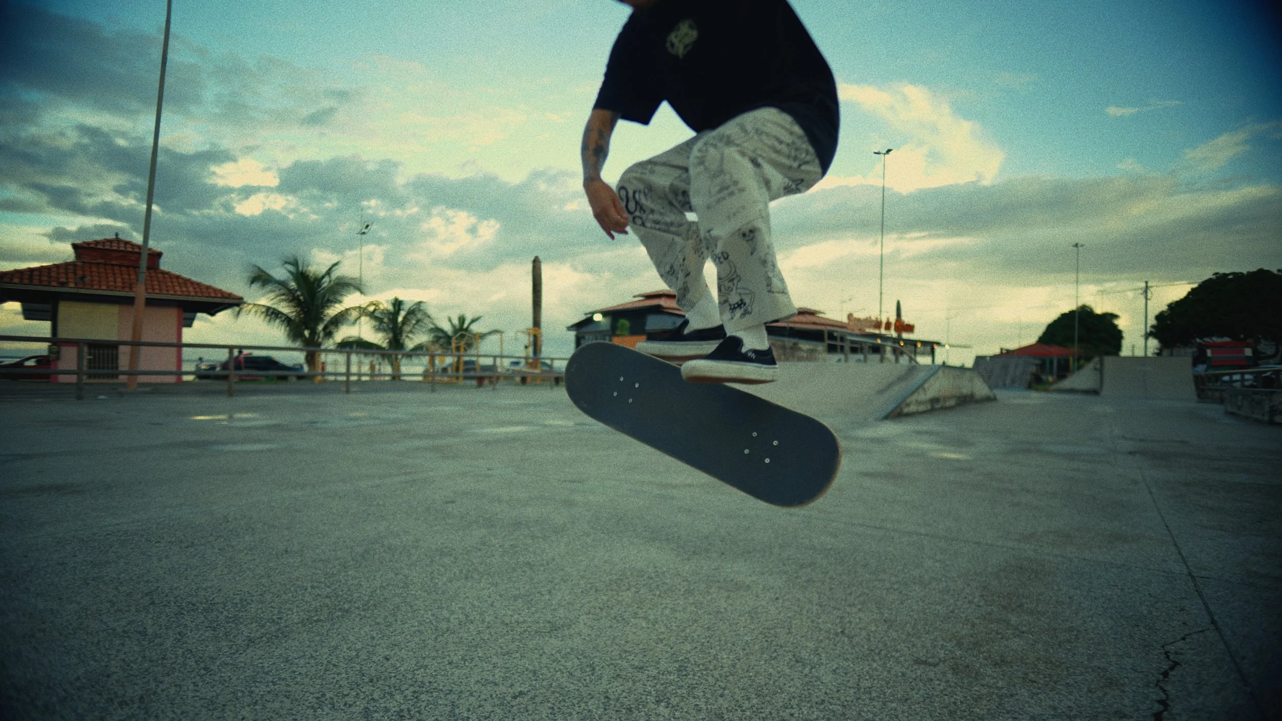 Still 2025-08-06 003936_1.33.2.jpg