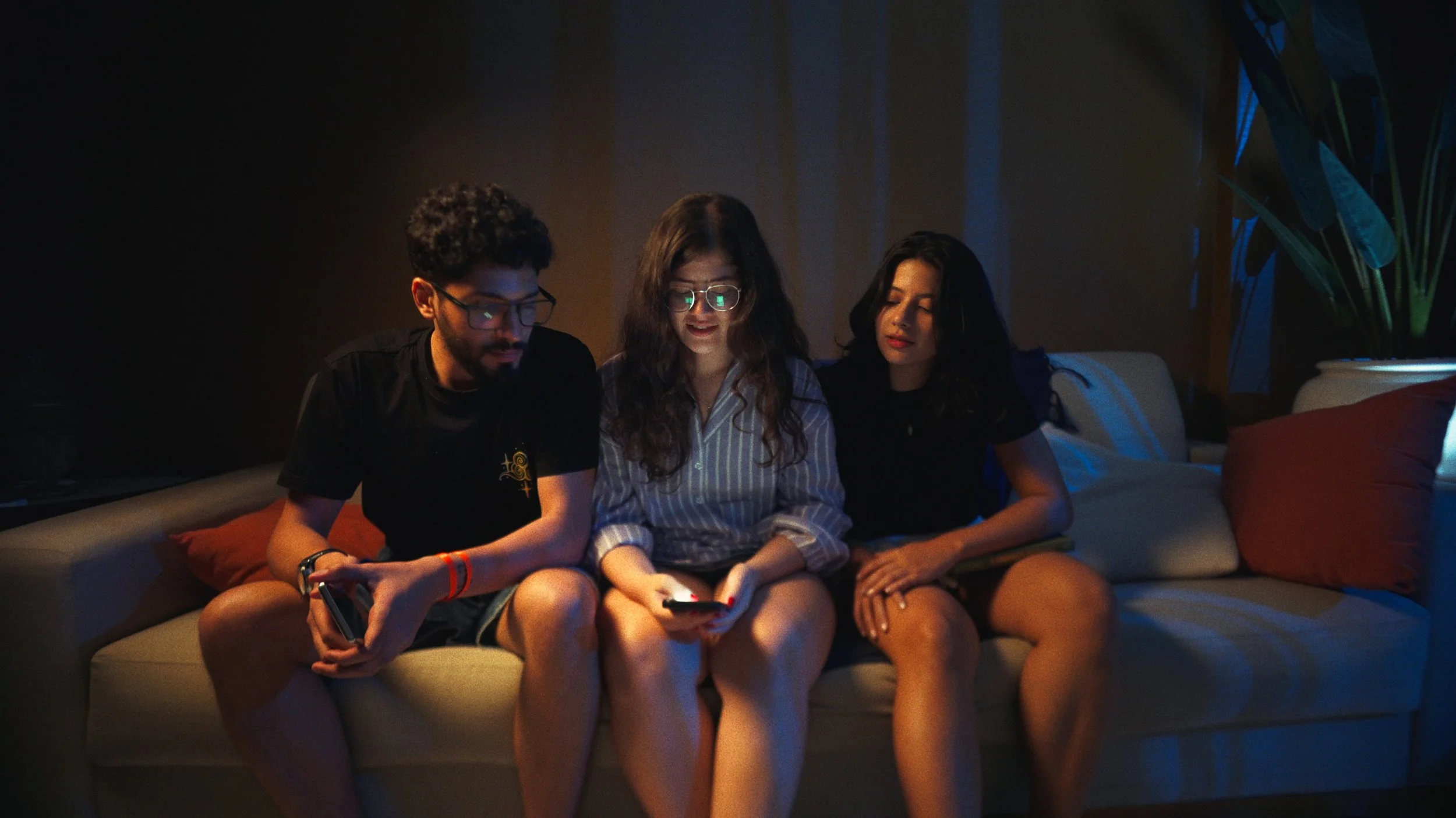 Still 2025-08-06 003936_1.5.1.jpg