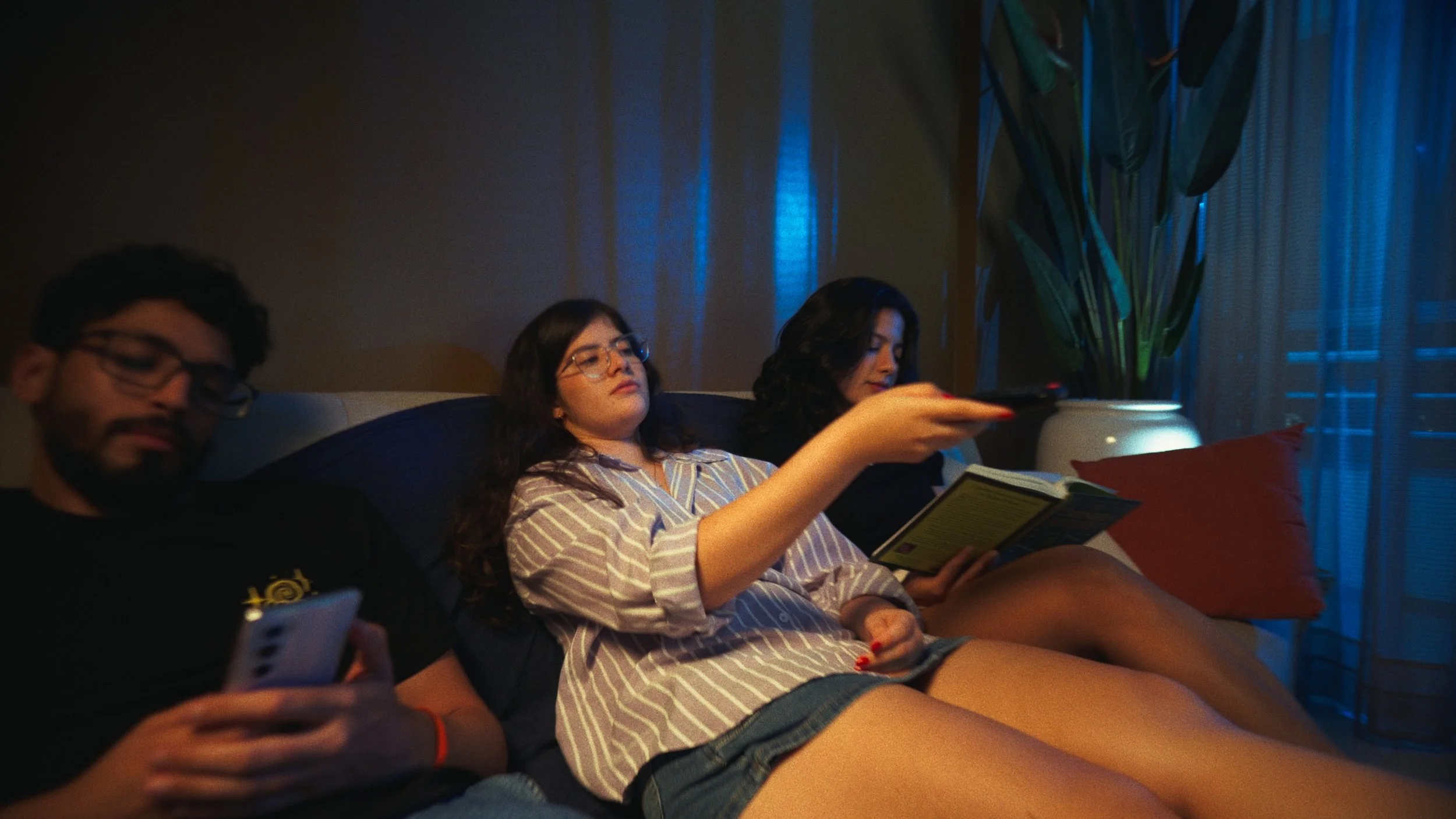 Still 2025-08-06 003936_1.1.1.jpg