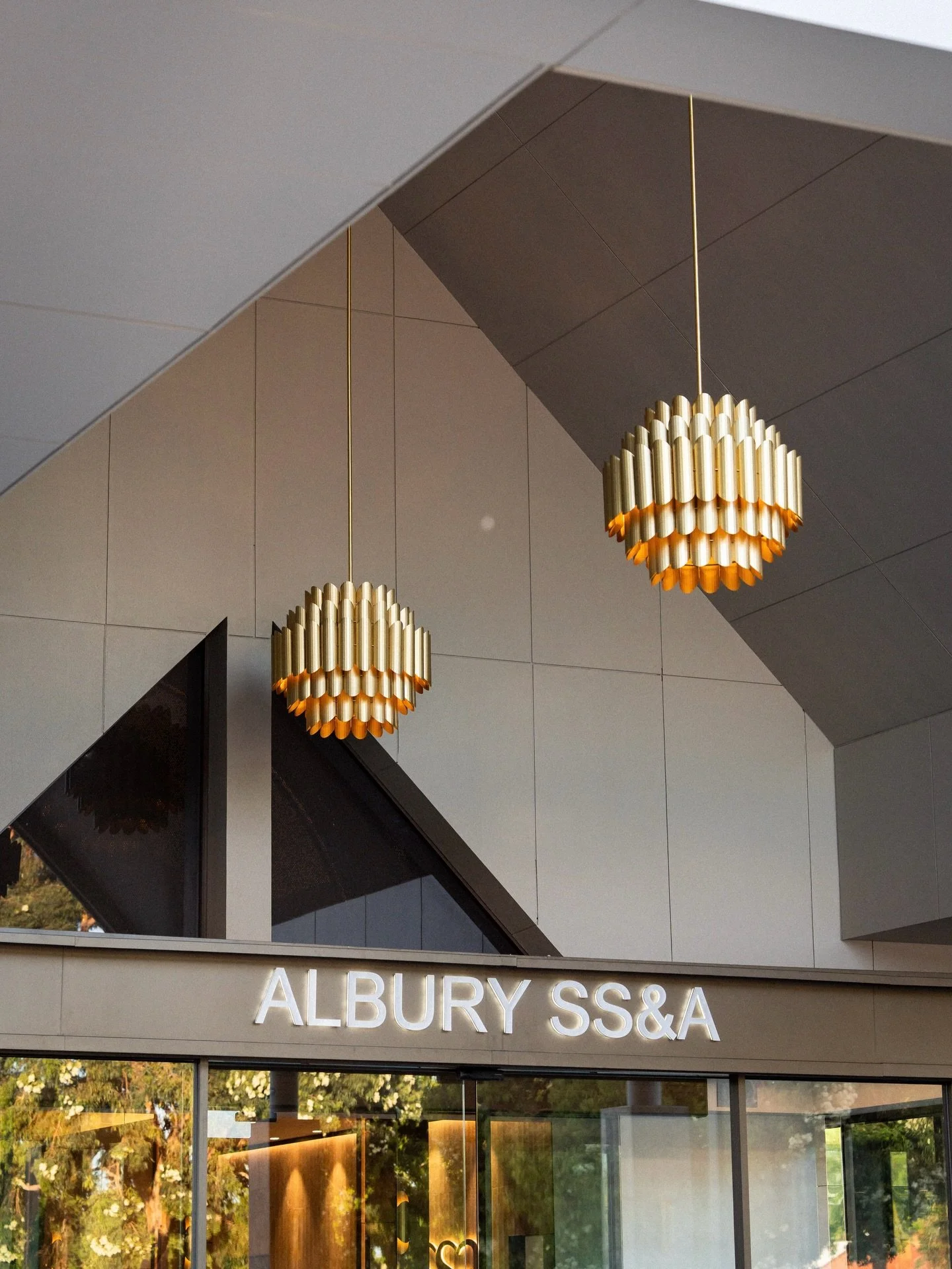 The newly defined entrance @ssa_albury Club, where our ORION pendants take their place, bold in scale, unapologetic in presence, and setting the tone from the very first step inside.

Part of a full-scale redesign led by @rubicondesign, the entry now