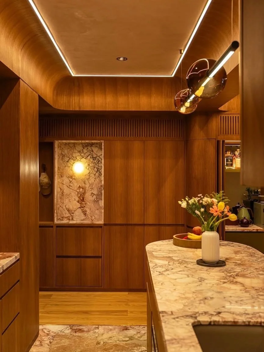 Suspended above the kitchen island is our COMET pendant bringing a functional glow with a sculptural form. 

Designed by @studioy.com.au, who travelled to the pottery capital of China, to design this opulent home for their clients private residence, 