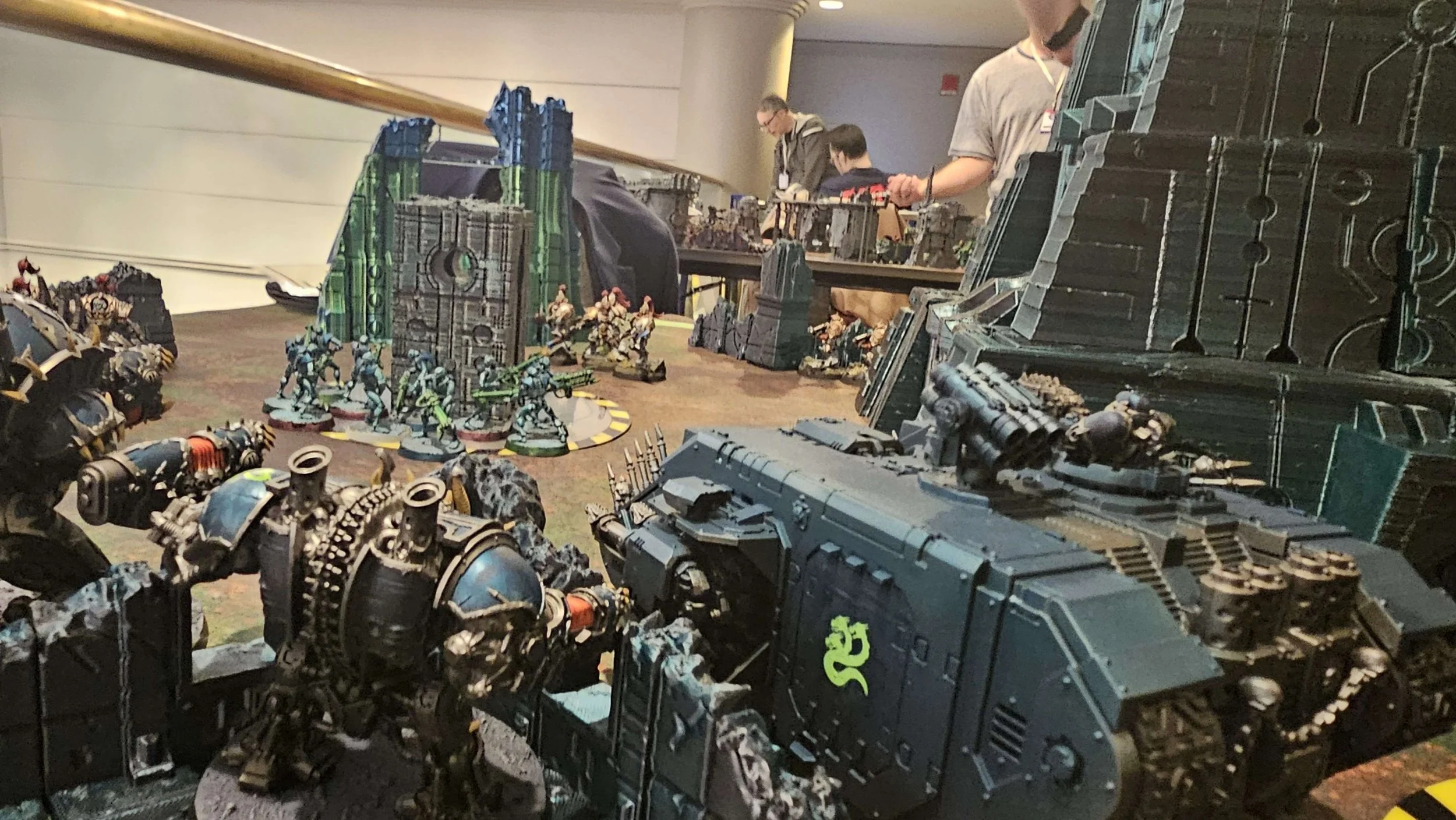 Alpha Legion prepping their advance onto a pylon
