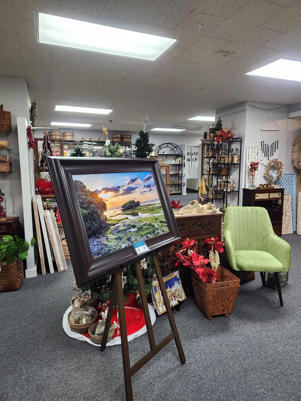 Original Okinawa Landscape Metal artwork on display at an event at Kadena Gift Corner in 2023