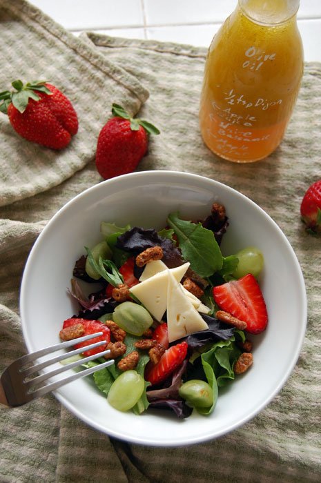 DRESSING A SALAD