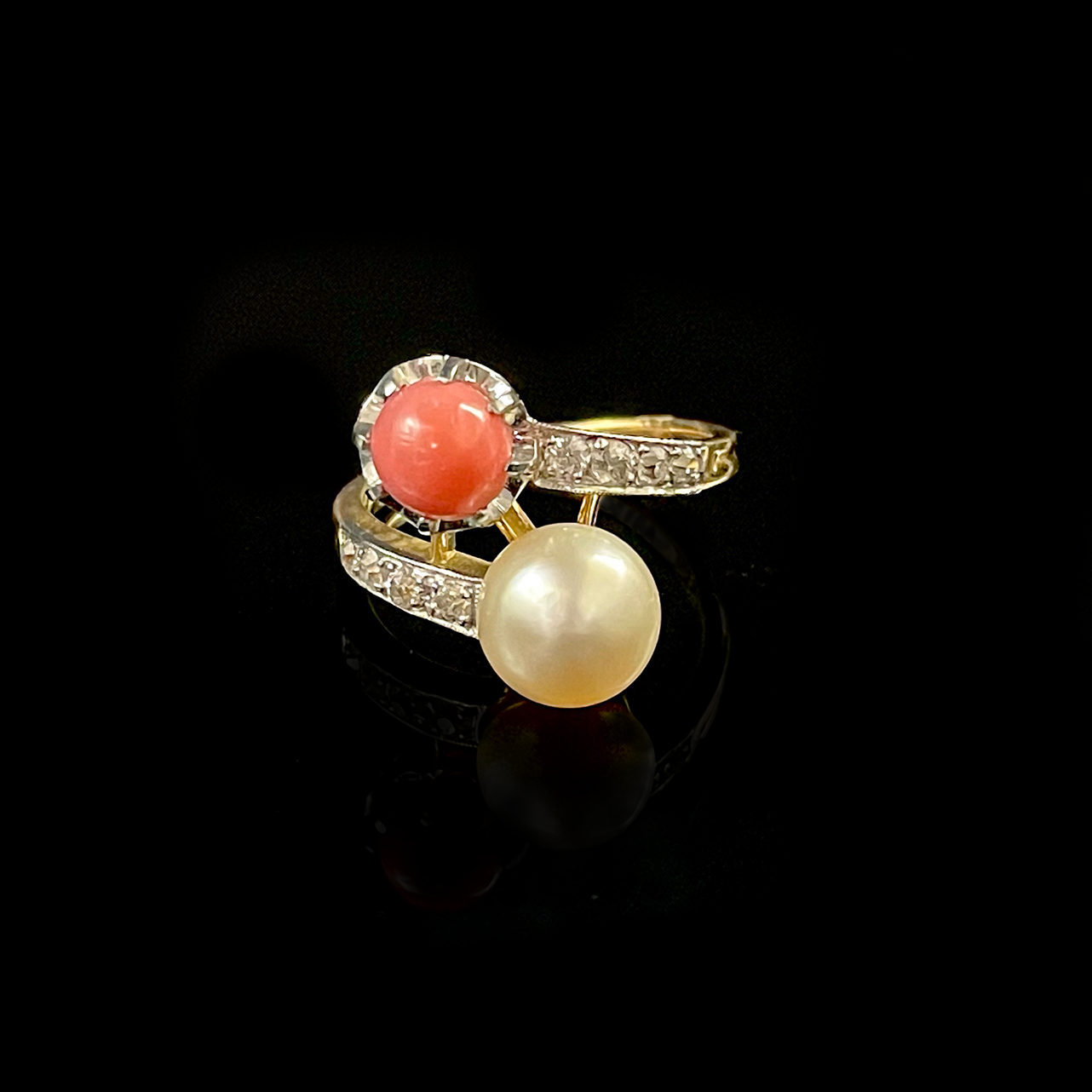Natural Pearl Ring Bezel Rose Gold Engagement Ring June Birthstone Dainty  Wedding Ring