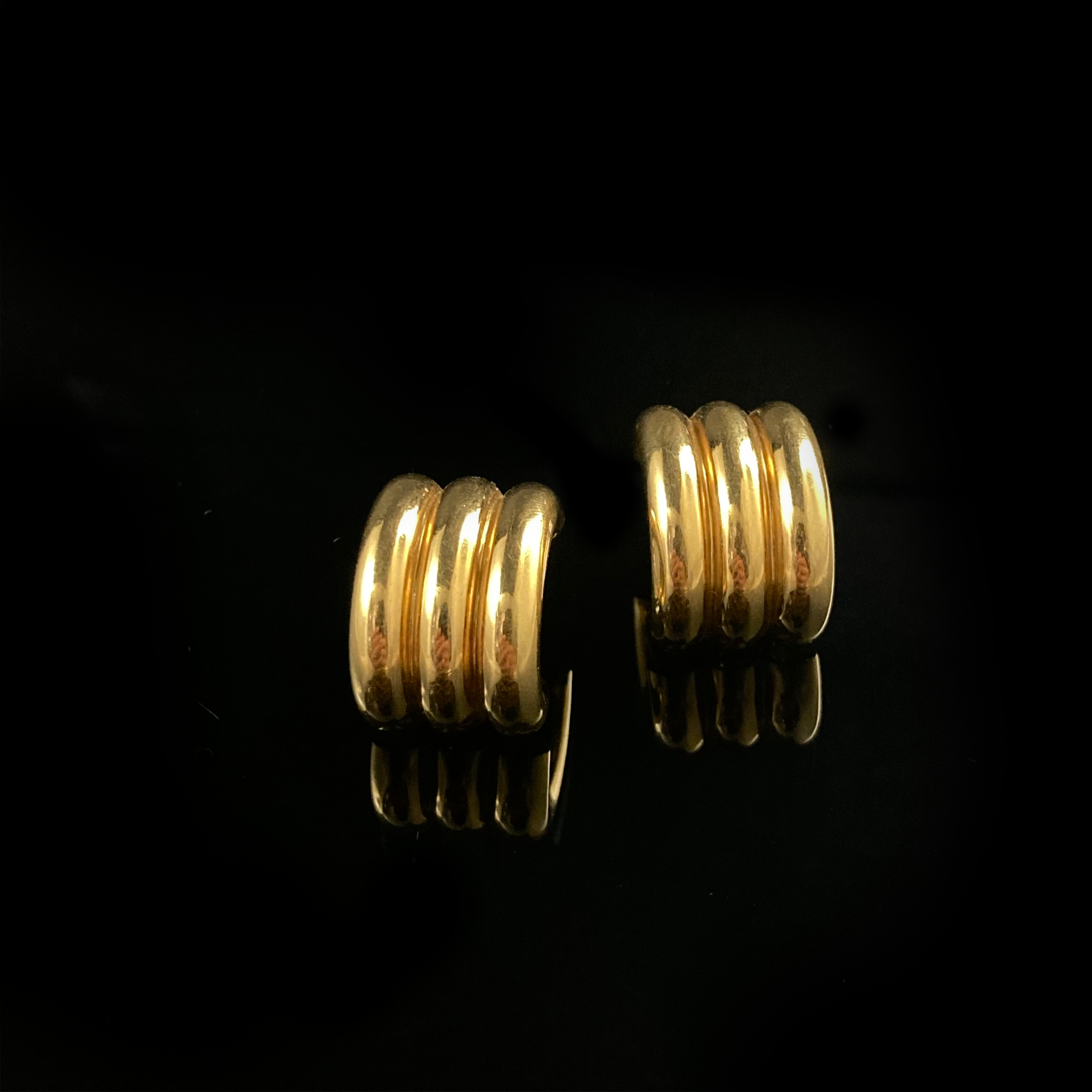 Italian+18K+Yellow+Gold+3-Tube+Earrings+signed+Weingrill.png