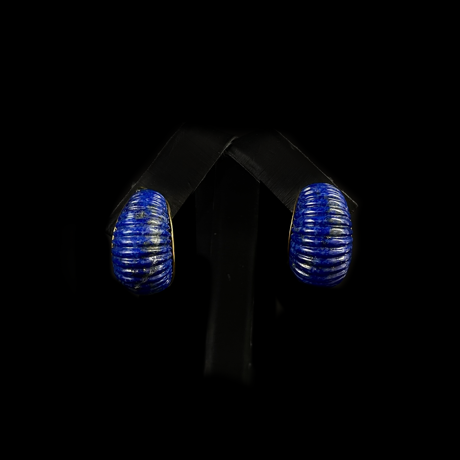14K+Yellow+Gold+Lapis+Ear+Clips.png