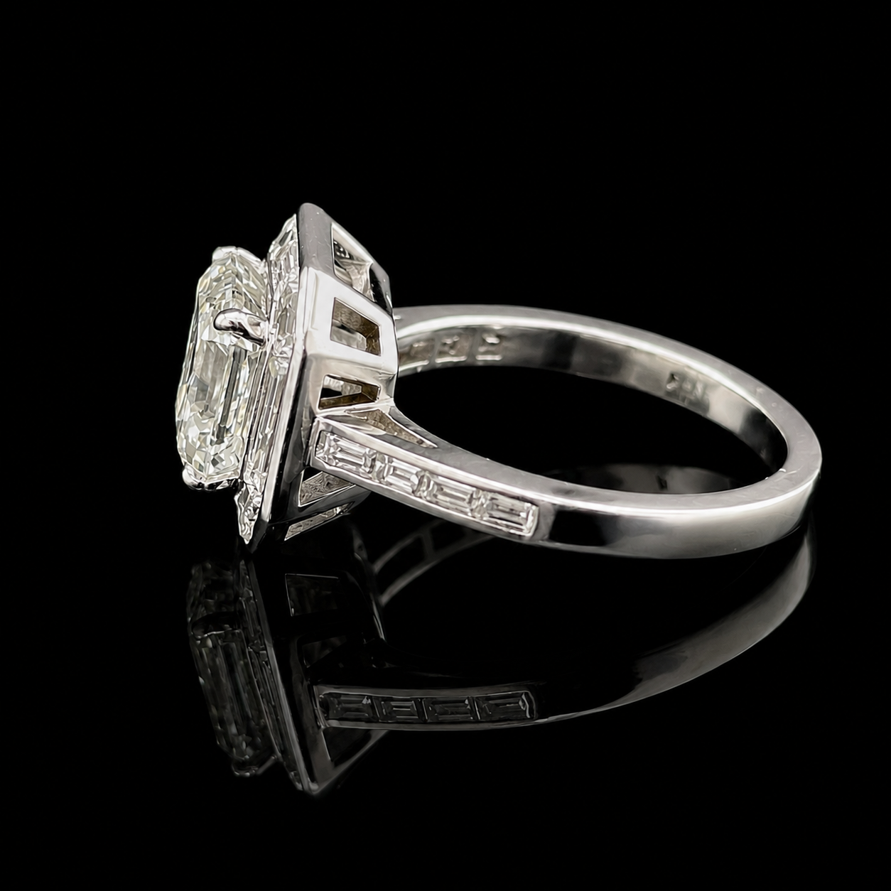 Platinum 3.01ct Asscher-Cut Diamond Ring Side.png