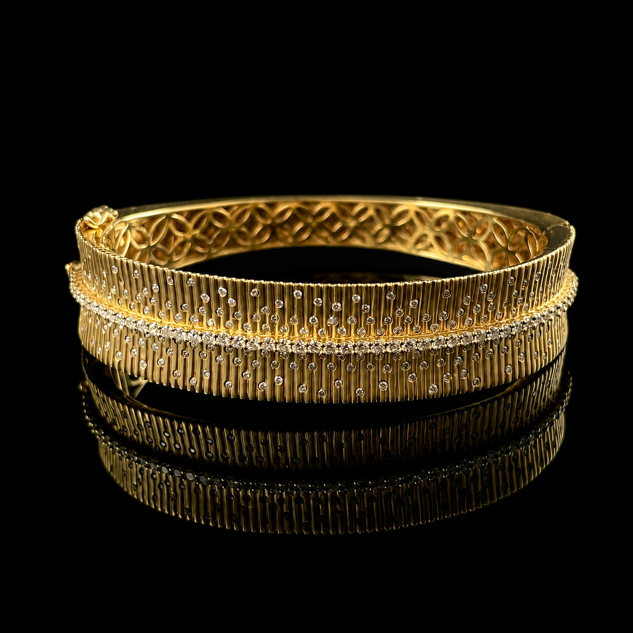 18K Yellow Gold Ridged Diamond Bangle.png