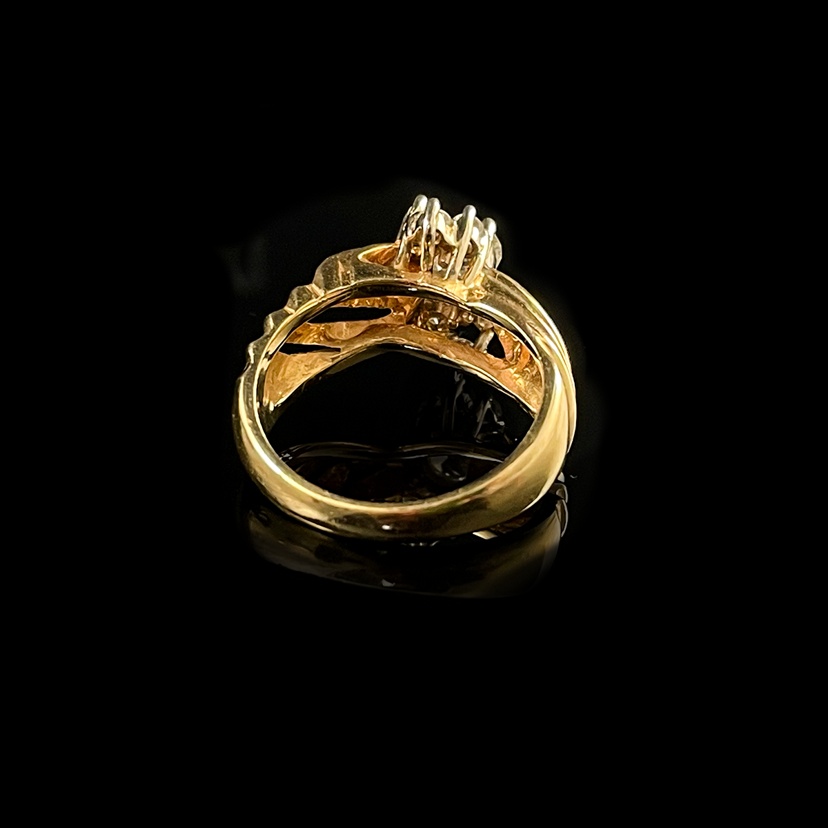 18K Yellow Gold Diamond Cluster Ring Back.png