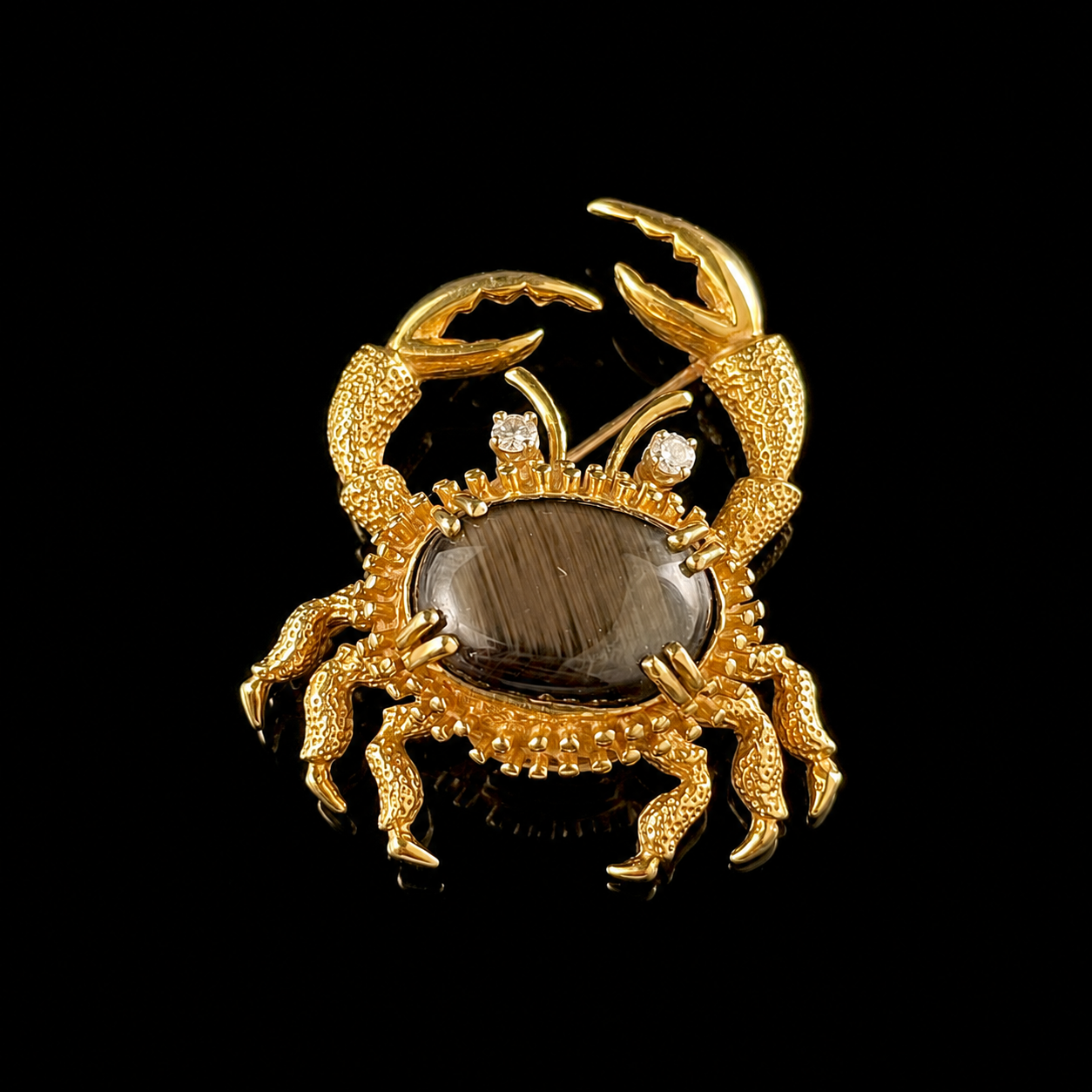 18K Yellow Gold Black Star Sapphire and Diamond Crab Brooch.png
