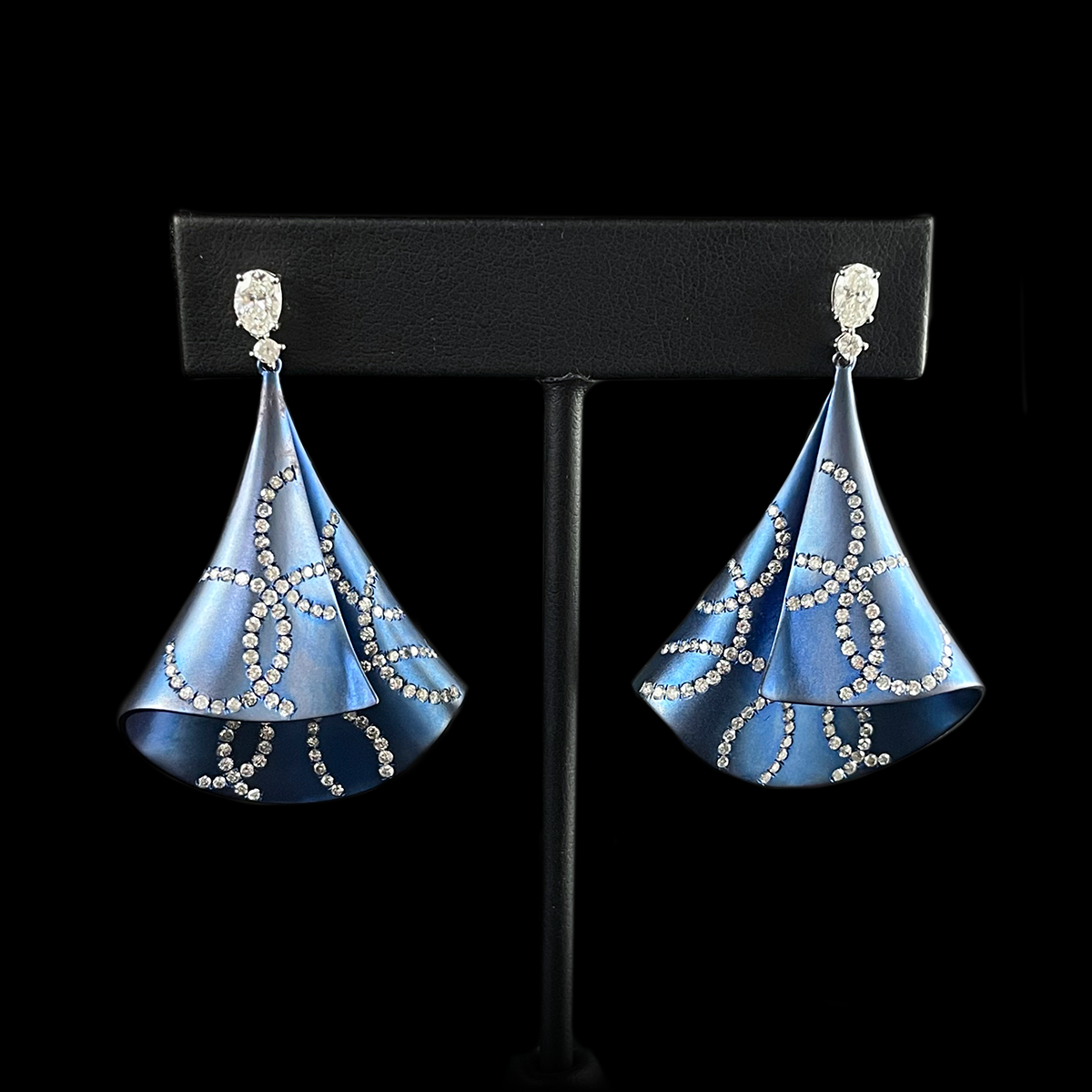 18K White Gold and Titanium Diamond Sculptural Earrings.png