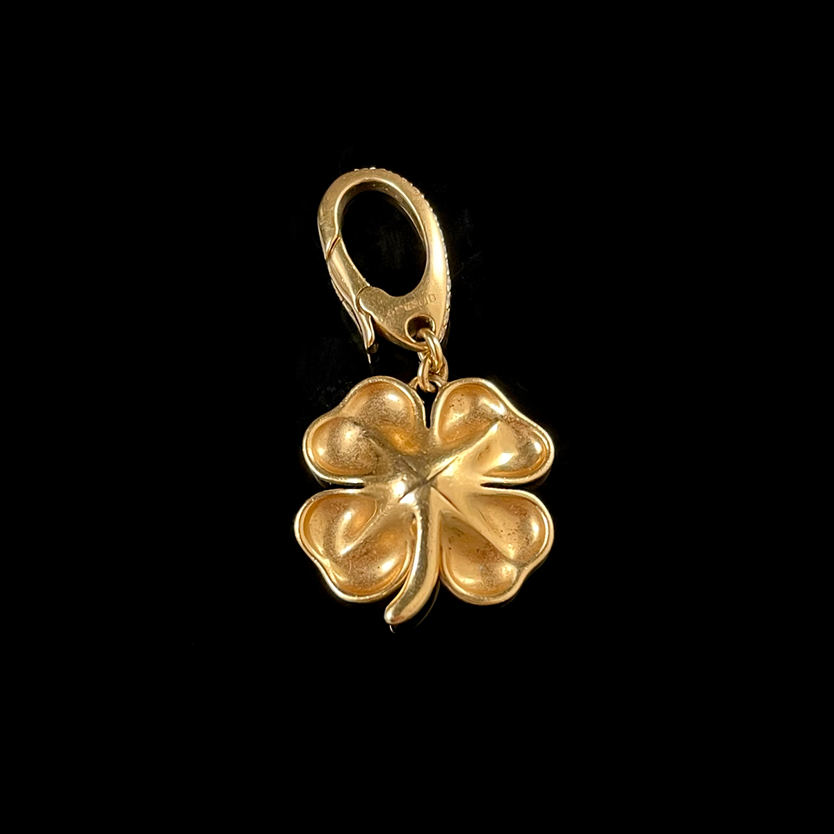 18K Yellow Gold Diamond Four-Leaf Clover Pendant Back.png