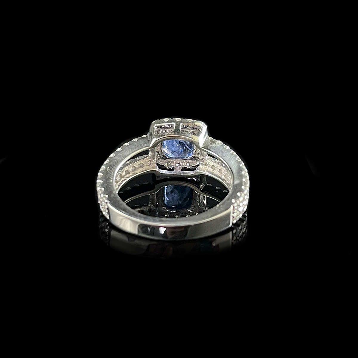 18K White Gold Sapphire and Diamond Ring Back.png