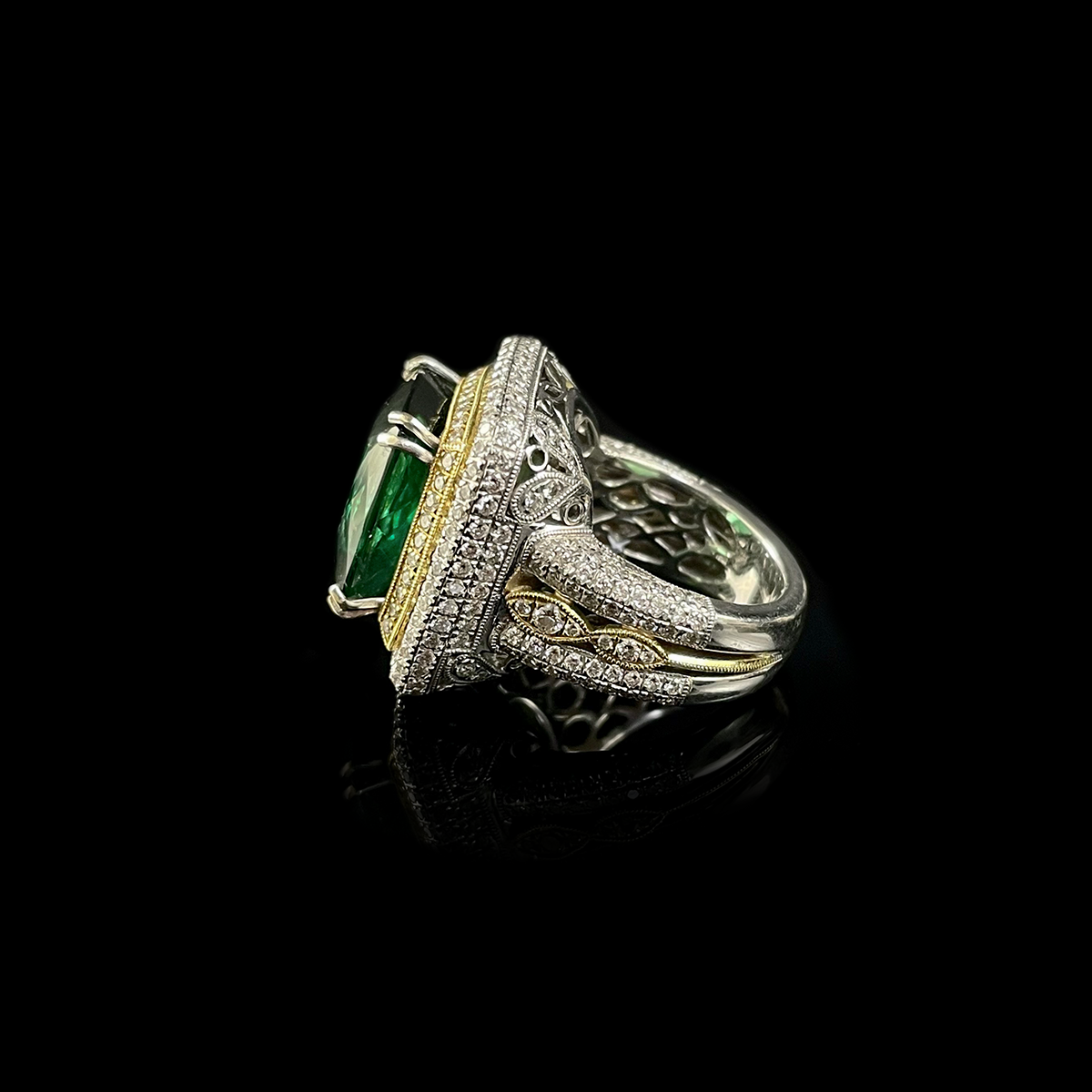 18K+White+and+Yellow+Gold+Green+Tourmaline+and+Diamond+Cocktail+Ring+Side.png