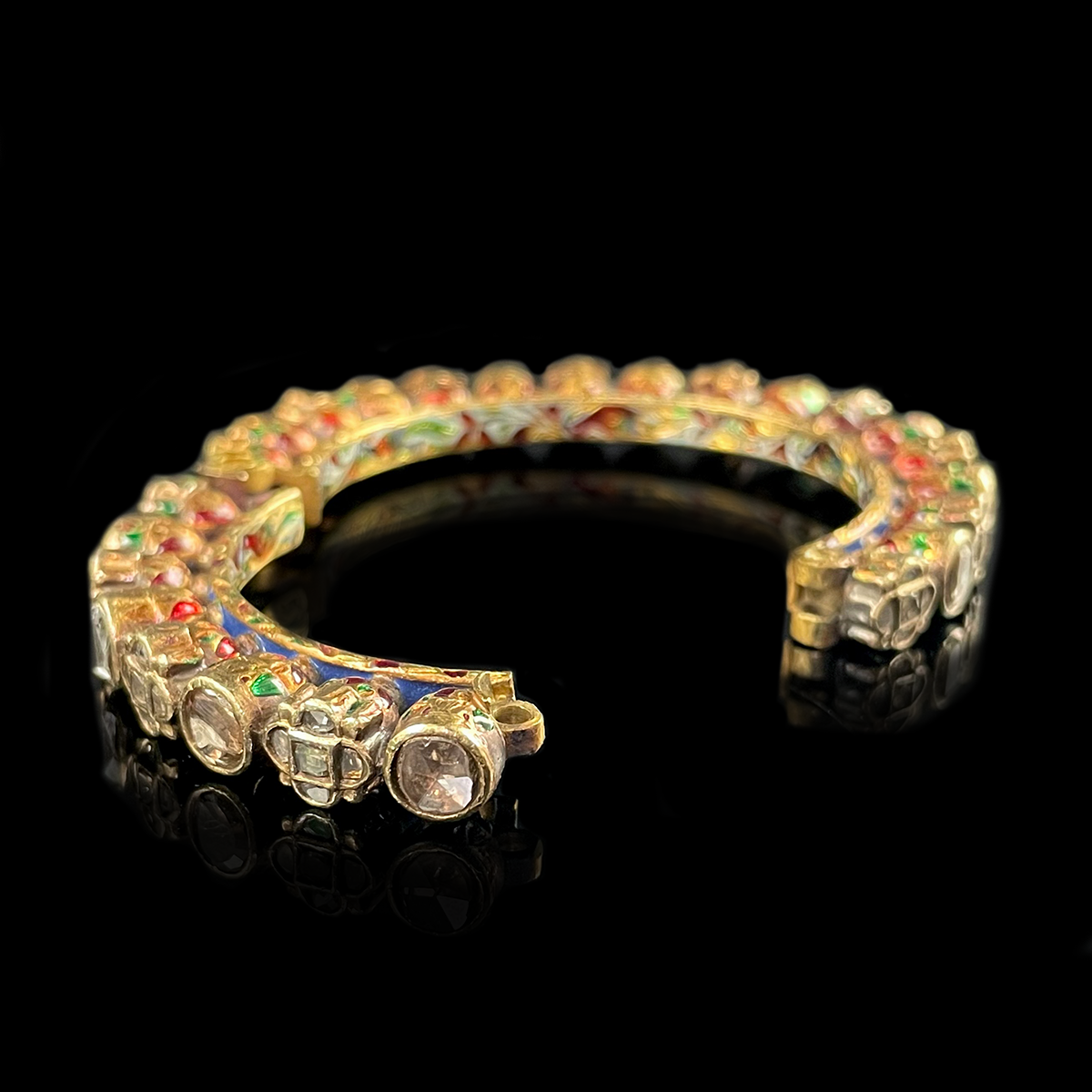 Indian 18K Yellow Gold Diamond and Enamel Bangle Open.png
