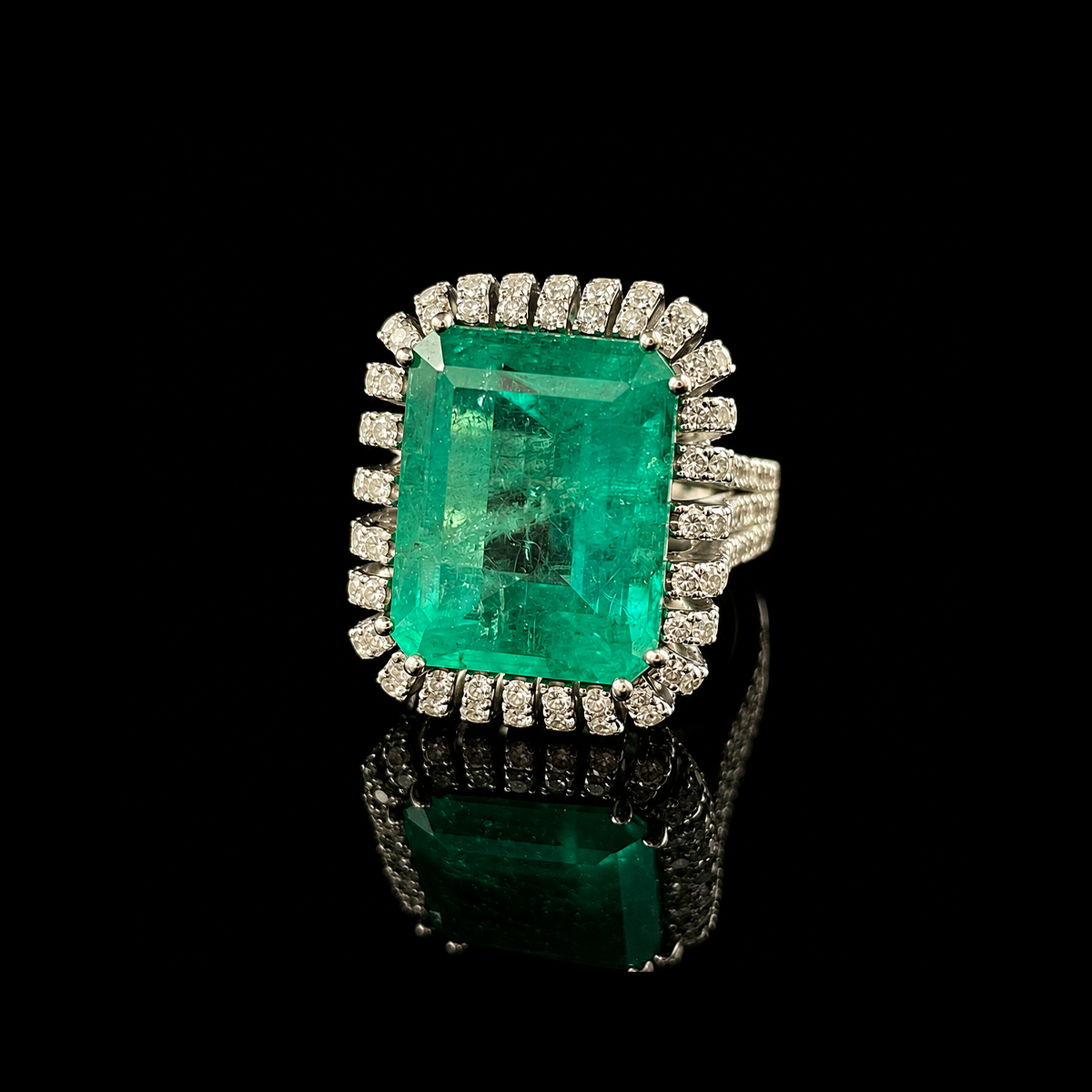 18K White Gold Emerald and Diamond Ring.png