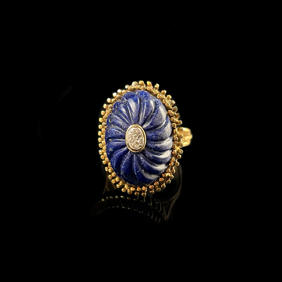 VIntage 14K Yellow Gold Carved Lapis and Diamond Dome RIng.png