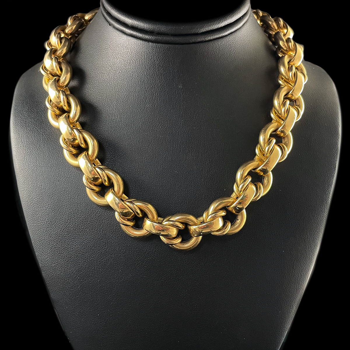 Italian 14K Yellow Gold Large Link Chain Necklace.png