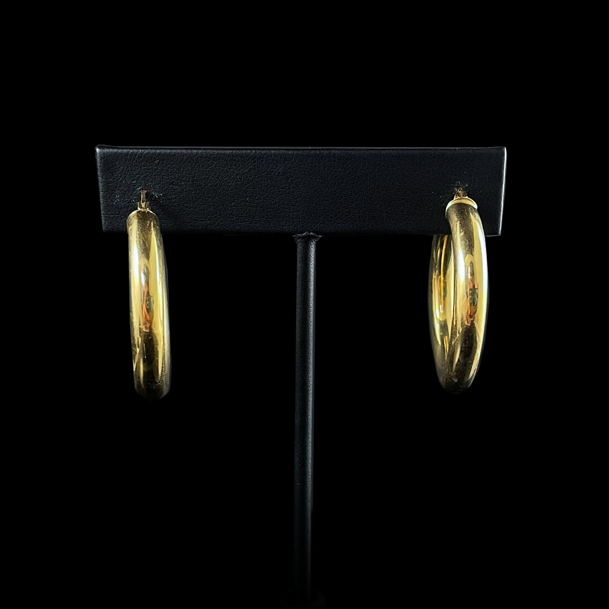 14K Yellow Gold Hollow Hoop Earrings.png