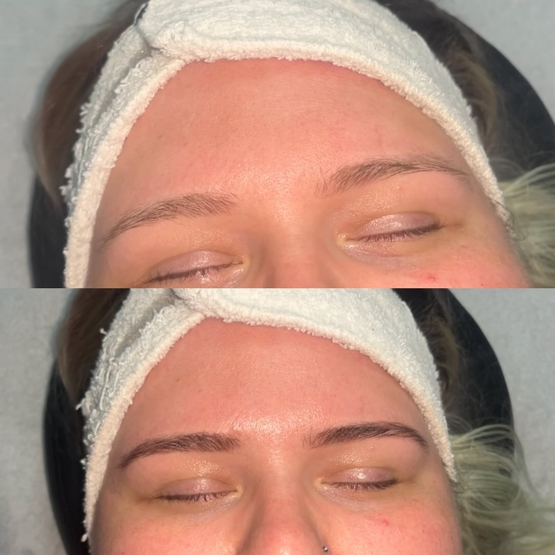 BROWS BROWS BROWS 🤎 

a little before &amp; after 🫦 
DEETS | Detalles &darr;

♡ Tint ♡ 
spend less time filling your eyebrows while still keeping a natural look! 

♡ Wax ♡ 

brighten the face with a brow refresh in less than 10 minutes 

♡ results 