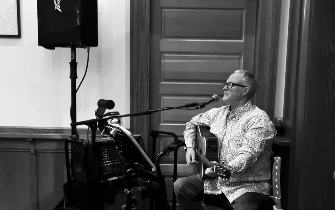 Friday Night Live Music feat. Mike Brons