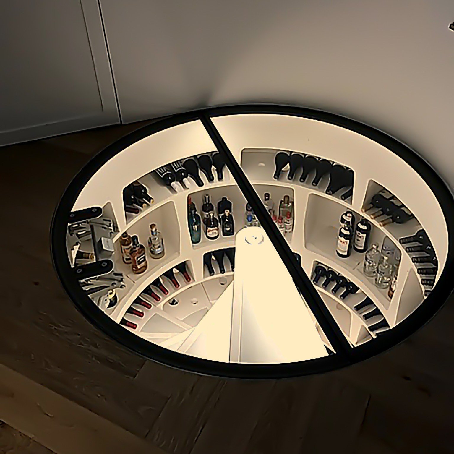 Do you need space for your spirits as well as your wine? It is now possible to get room for both with a Spiral Cellar 😍

Contact us today to learn more
https://en.spiralcellarsscandinavia.com/kontakt