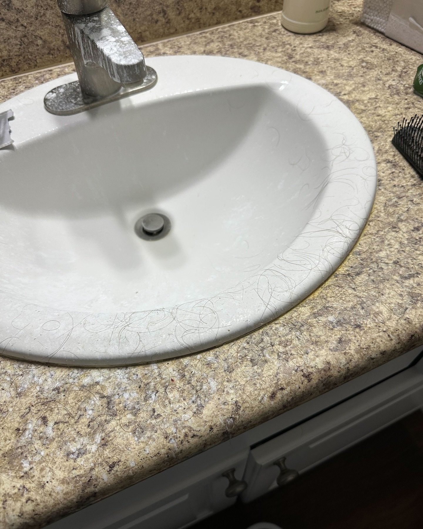 New before/after 📸

Swipe to see the transformation of this sink and bathtub 💦🧽 

At Superb Maids Tampa we put our heart and effort into every detail, because we know how important a spotless bathroom is for your home and your well-being. 💫 Your 