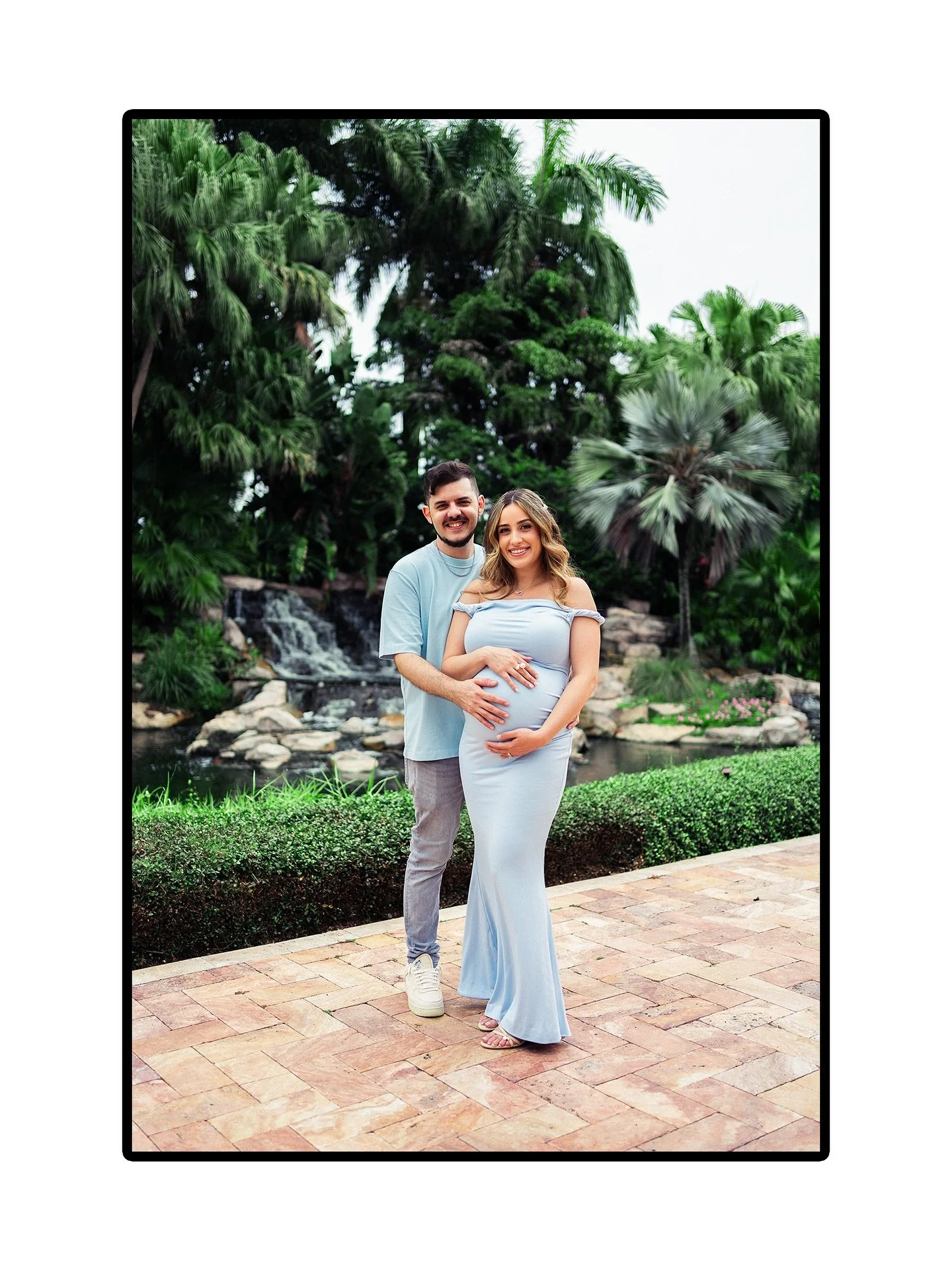 Had such a wonderful time celebrating Jordon and Alex at their baby shower! 🍼👶🏻🥳🥂📸

Just a few portraits from the day!
&bull;
&bull;
&bull;
Book me for your next event! 
RB PHOTOGRAPHY &amp; FILMS
https://www.rbphotographyandfilms.com/bookings