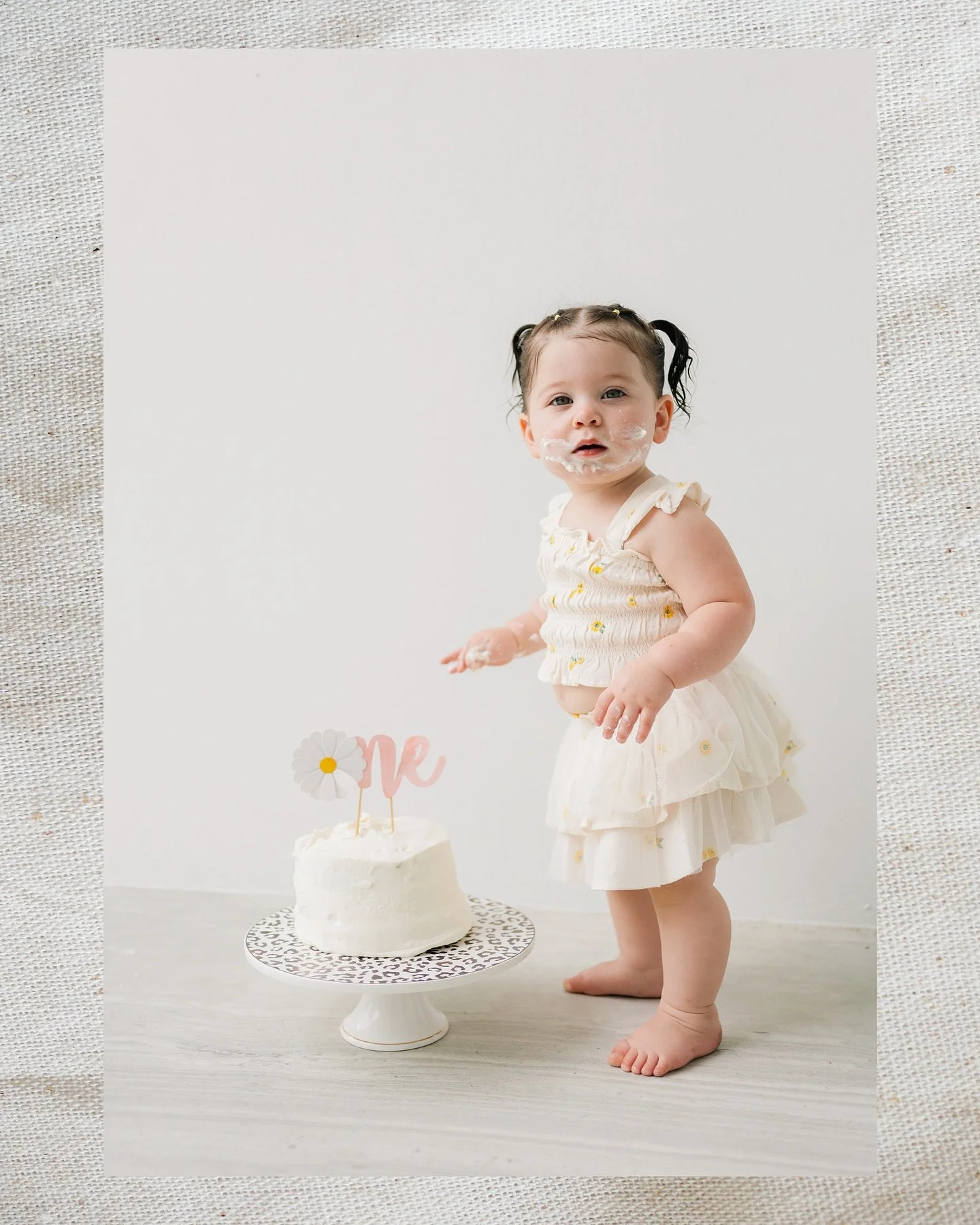 It&rsquo;s safe to say Madison had fun with her first cake smash 🎂🥳🎉📸

~~~

To book or inquire:

RB photography &amp; films
South Florida portrait photographer 
Couples, family, events, lifestyle and travel
https://www.rbphotographyandfilms.com/b
