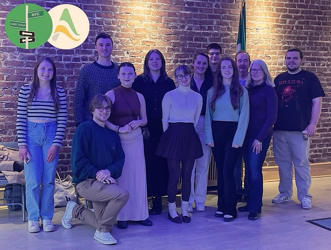 GAELTACHT NYC 🤝 AISLING IRISH CENTER 

🇮🇪 On Saturday, GAELTACHT NYC co-hosted a Pop-Up Gaeltacht and Seisi&uacute;n with the Aisling Irish Community &amp; Cultural Center @aislingcenter 

☘️ It was an absolute honour to enjoy music and conversati