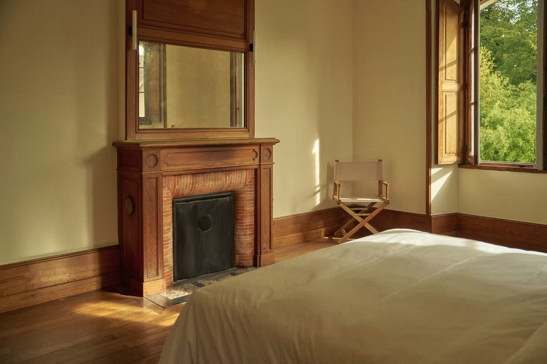 ROOM 3 THAUVENAY.png