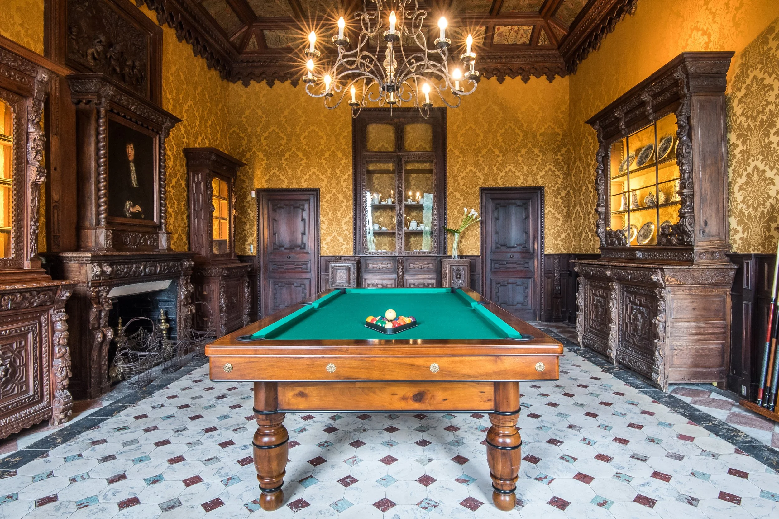 Billiard room.jpg