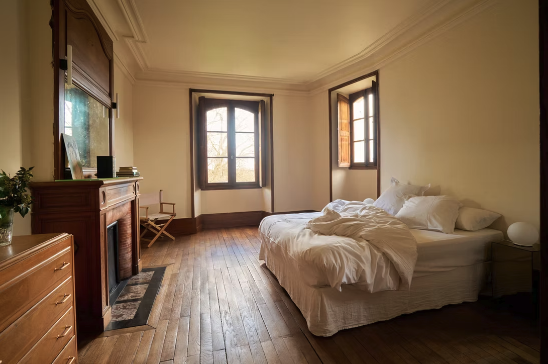 ROOM 3 THAUVENAY B.png